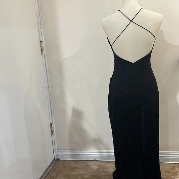 🎁👄 NWT Nordstrom’s Sexy Lace Dress in Black👄🎁 - Picture 4 of 11